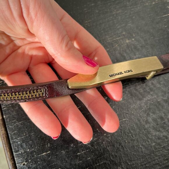 VTG Y2K Michael Kors Brown Leather Skinny Belt w/ Zipper Detail Gold Buckle - Picture 4 of 12